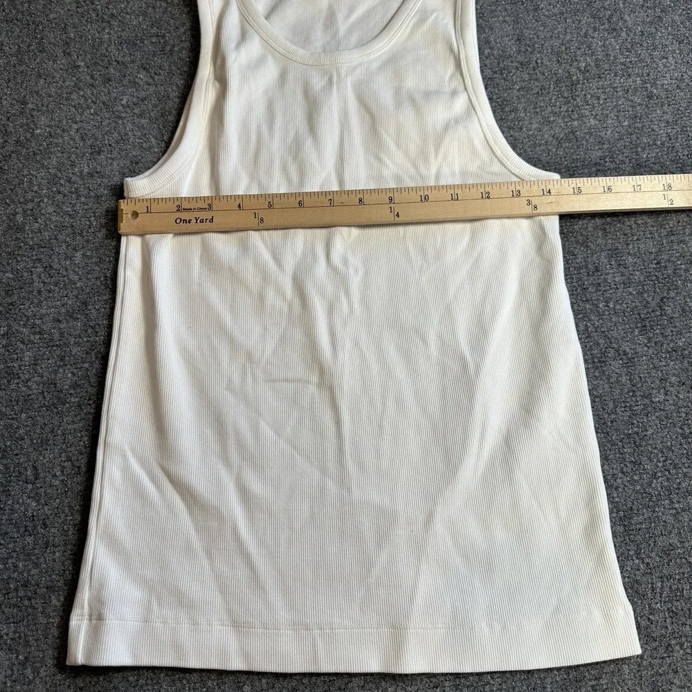Banana Republic Tank Top Mens Medium White Ribbed Scoop Neck Basic Stretch